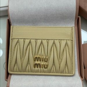 Miu Miu Butter yellow Card Holder